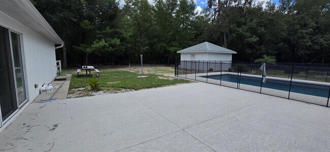 Foto del edificio - 5906 SW 172nd Loop