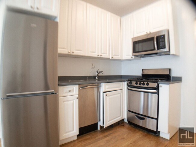 Foto del edificio - THIRD AVENUE