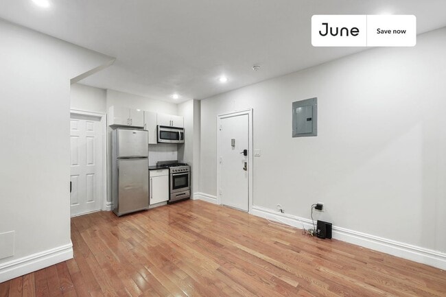 Foto del edificio - 736 Riverside Dr