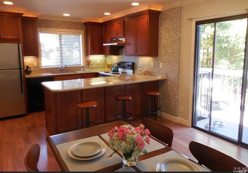 Foto principal - 130 Cypress Pl