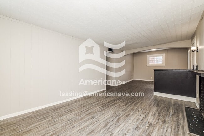 Foto del edificio - 1936 Litchfield Ave