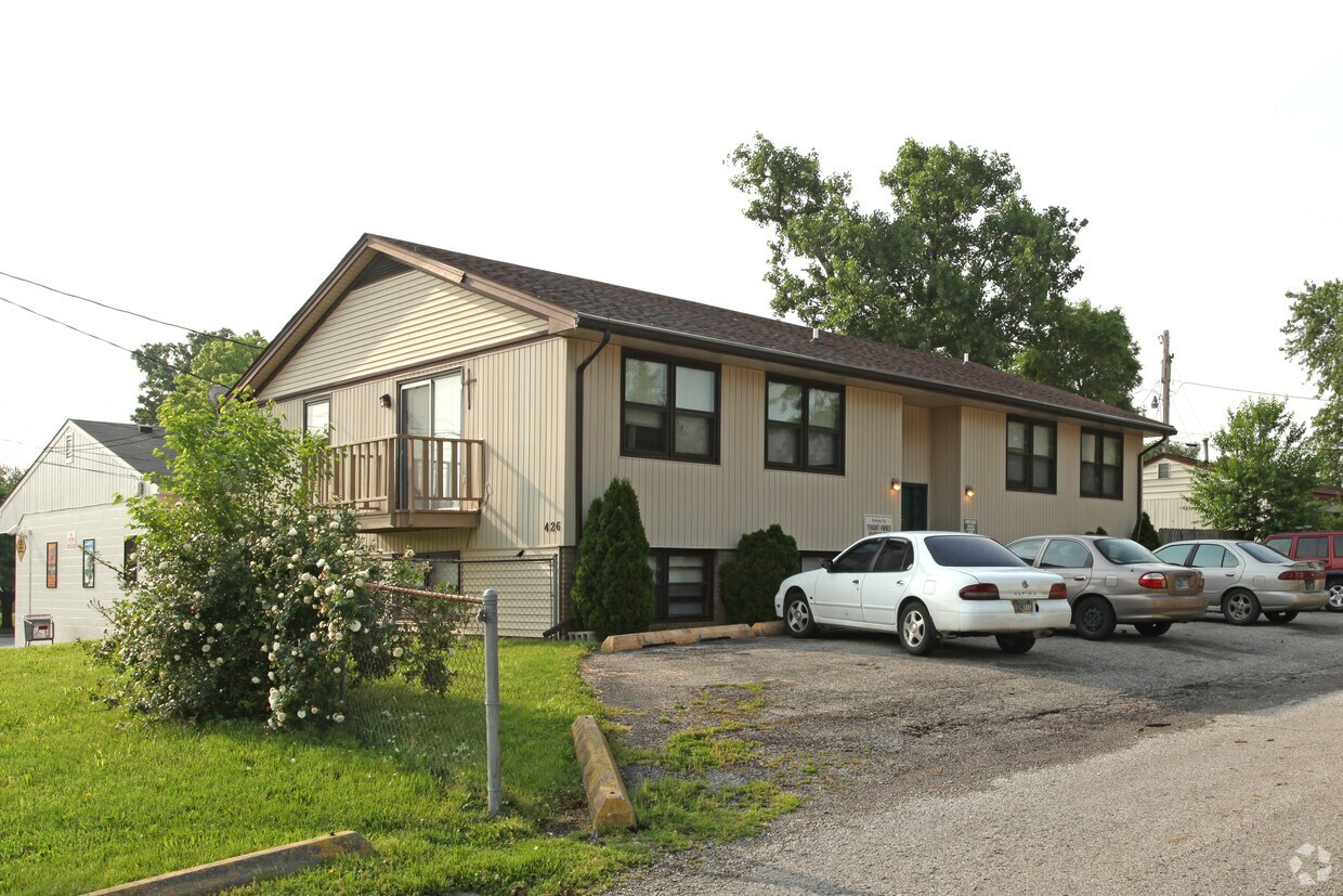 Primary Photo - 426 Harrison Ave