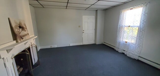 Building Photo - 749 Union St