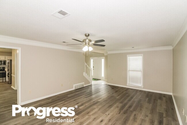 Building Photo - 8869 Dewberry Ln