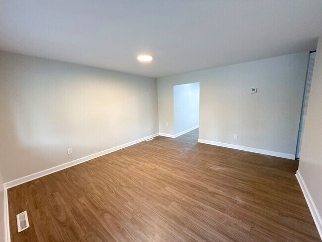 Foto del edificio - 2479 Kitchner Dr