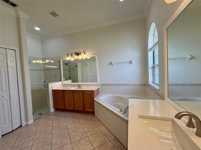 Foto del edificio - 4495 Harts Cove Way