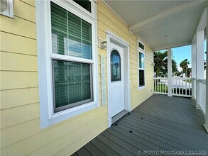 Building Photo - 138 NE Coastal Dr