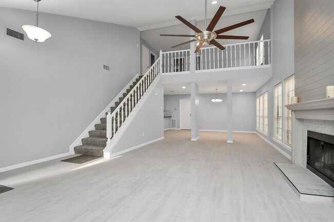 Building Photo - 3130 Colonel Ct Dr