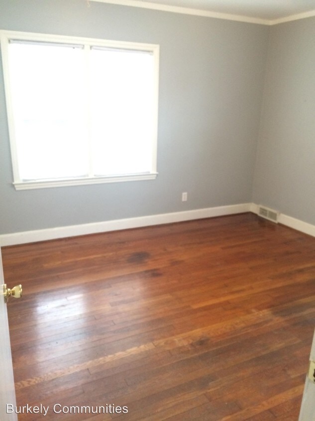 Foto del edificio - 1005 Jefferson Rd