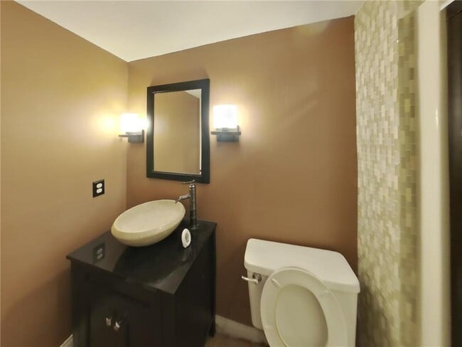 Building Photo - 9864 Wake St NE