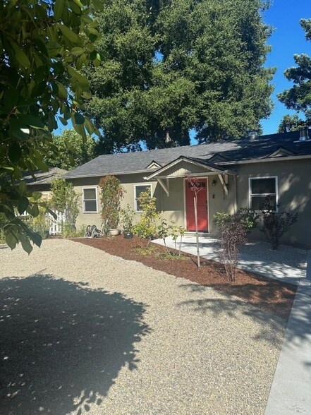 Foto principal - 342 Willow Rd