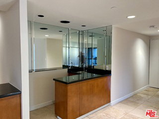 Foto del edificio - 10445 Wilshire Blvd