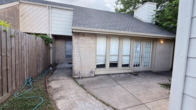 Building Photo - 4106 Boone Rd