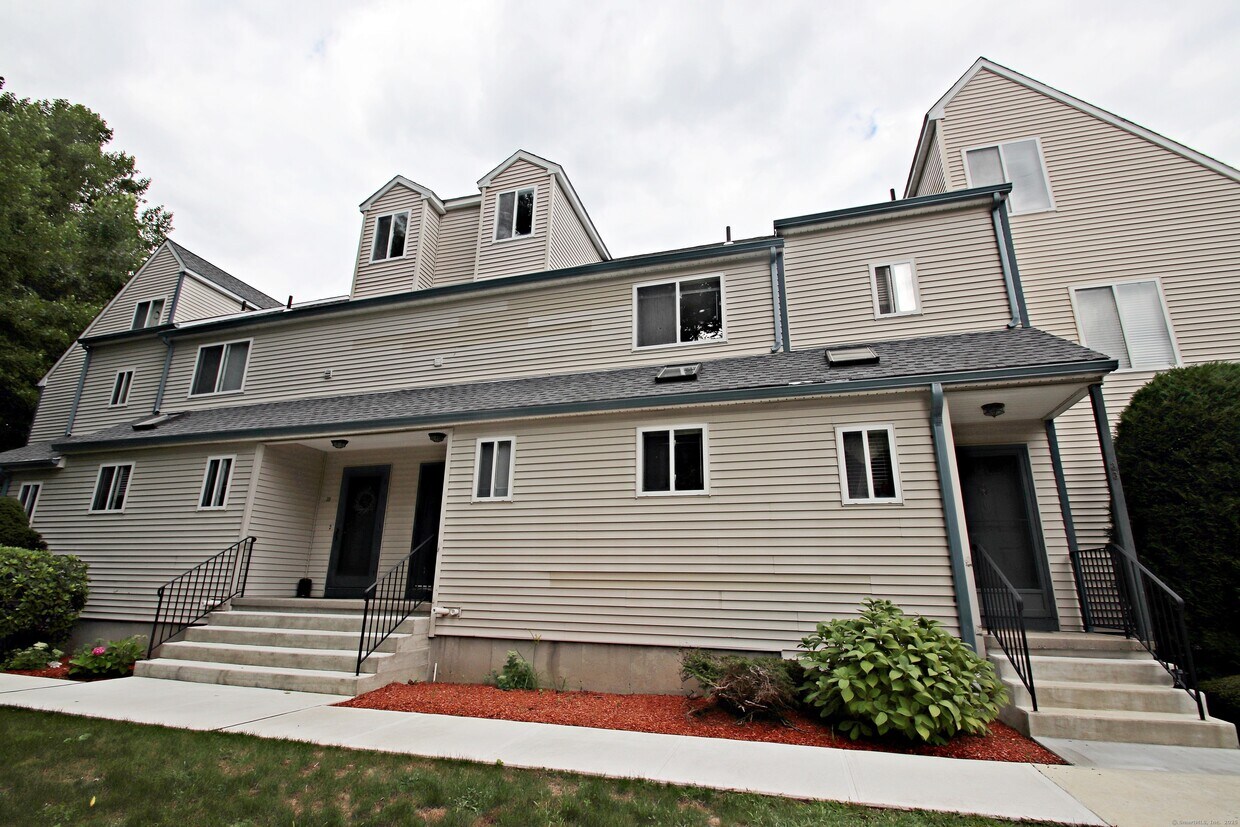 Primary Photo - 34 Ivy Grove Ct