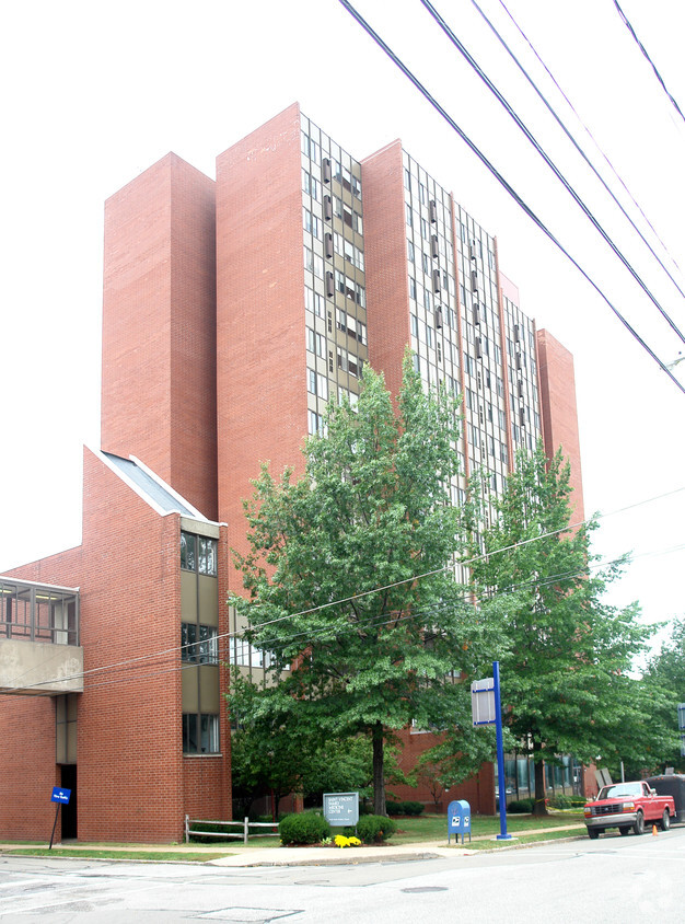 Foto del edificio - Highpoint Towers