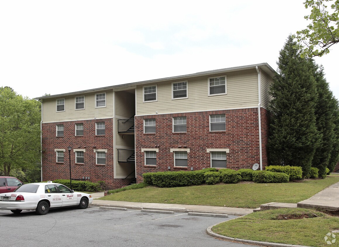 Towne West Manor Apartments Atlanta, GA