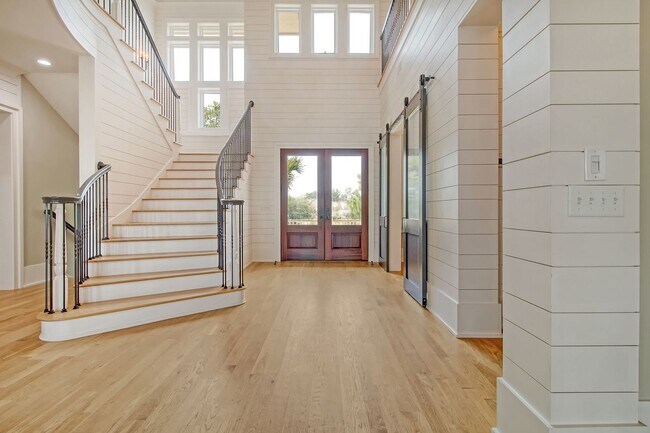 Building Photo - 4 Bedroom 4.5 Bath Home in Dunes West - Mt...