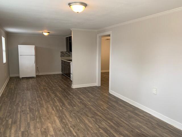 Foto del edificio - 154 S John Sims Pkwy