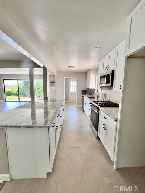 Foto del edificio - 1024 Cypress St