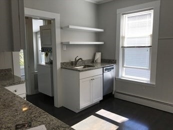 Building Photo - 9 Neponset Ct