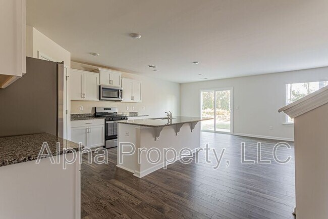 Foto del edificio - 852 Wolverine Ln