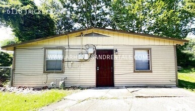 Building Photo - 611 W Trickey Ln