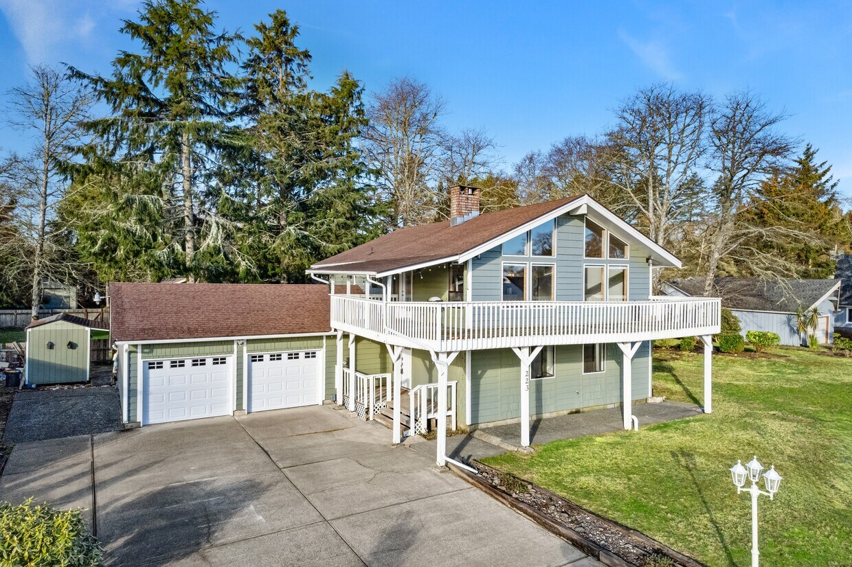 Foto principal - 223 Olympic View Ave NE