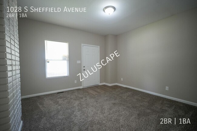 Foto del edificio - 1028 S Sheffield Ave