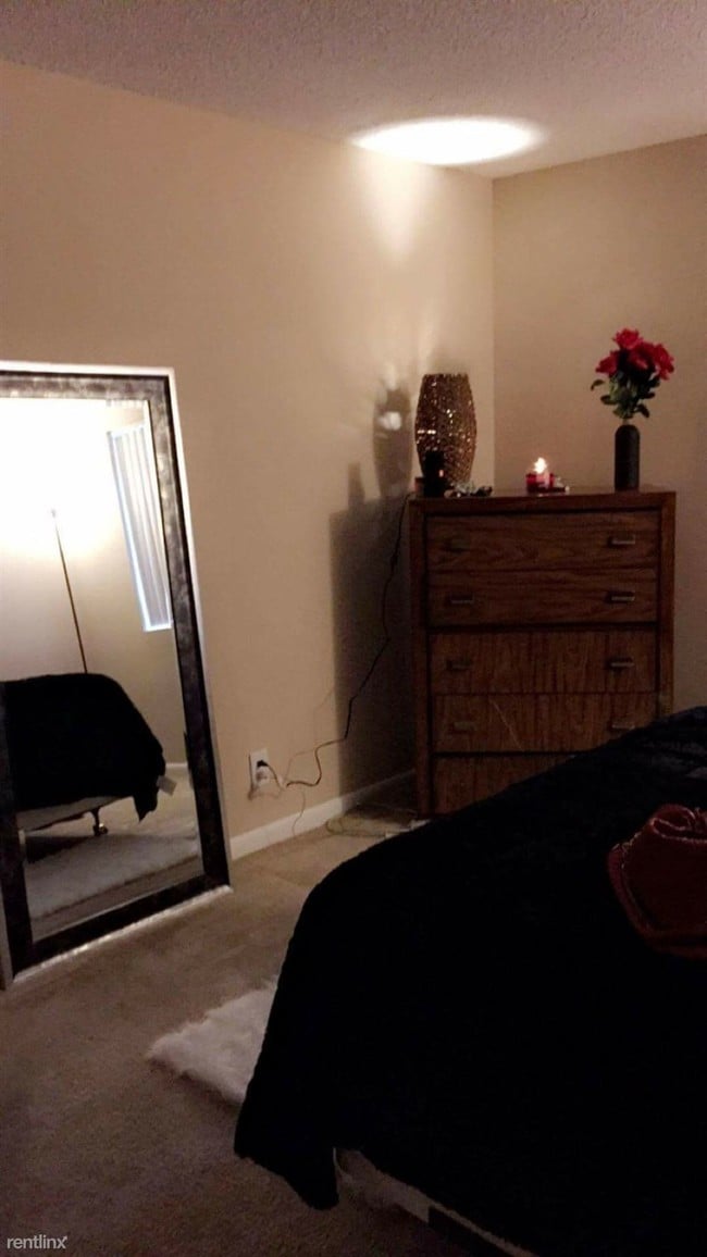 Building Photo - 22333 SW 66th Ave