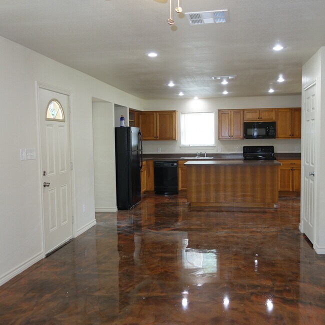 Foto del edificio - TAHITIAN VILLAGE ENTERTAINING READY -  3 BEDROOM / 2 BATH HOME