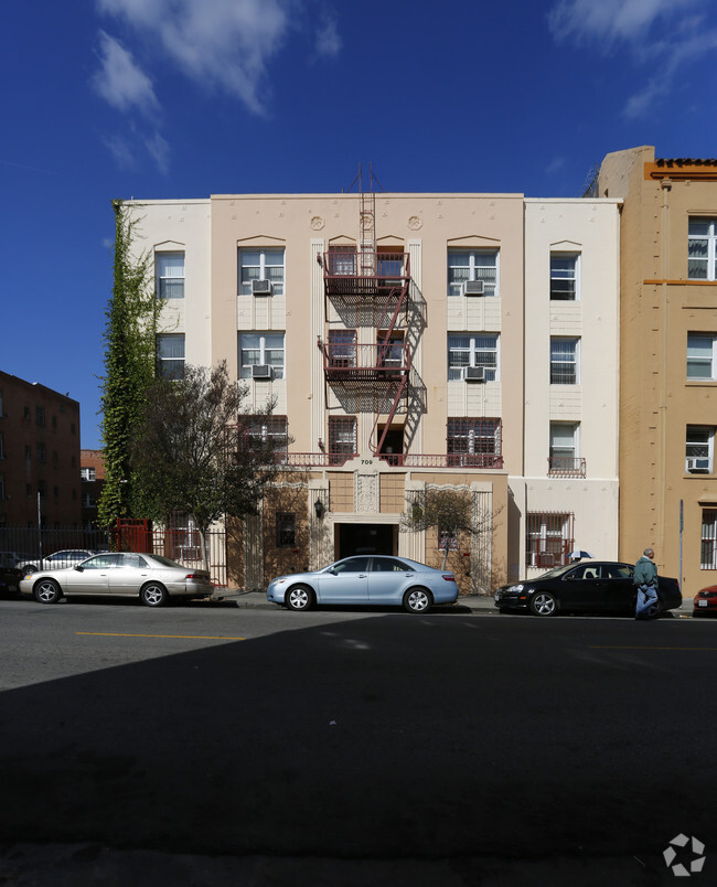 Foto del edificio - Mariposa Apartments