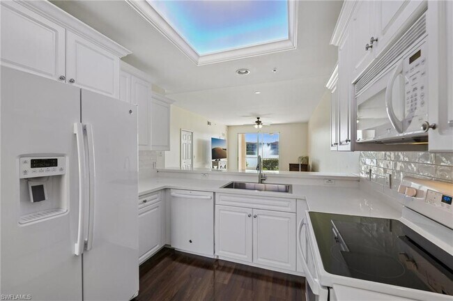 Foto del edificio - 2810 Cypress Trace Cir