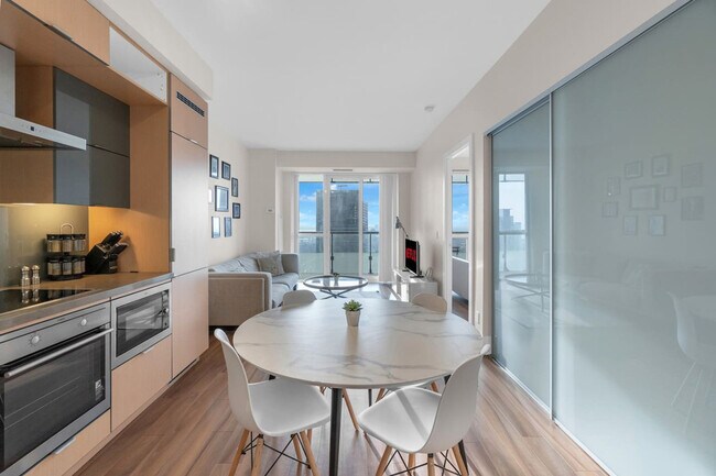 Building Photo - 300 Front St W