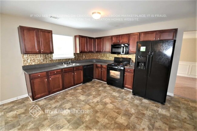 Building Photo - 4424 Michael Jay St