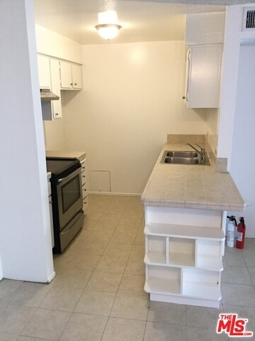 Building Photo - 1208 Raintree Cir