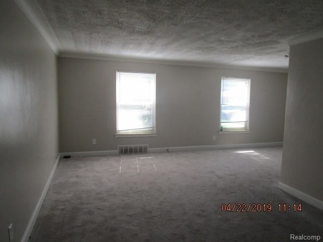 Building Photo - 21301 Sloan Dr