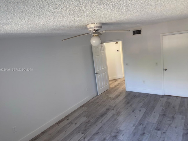 Building Photo - 8353 Lake Dr