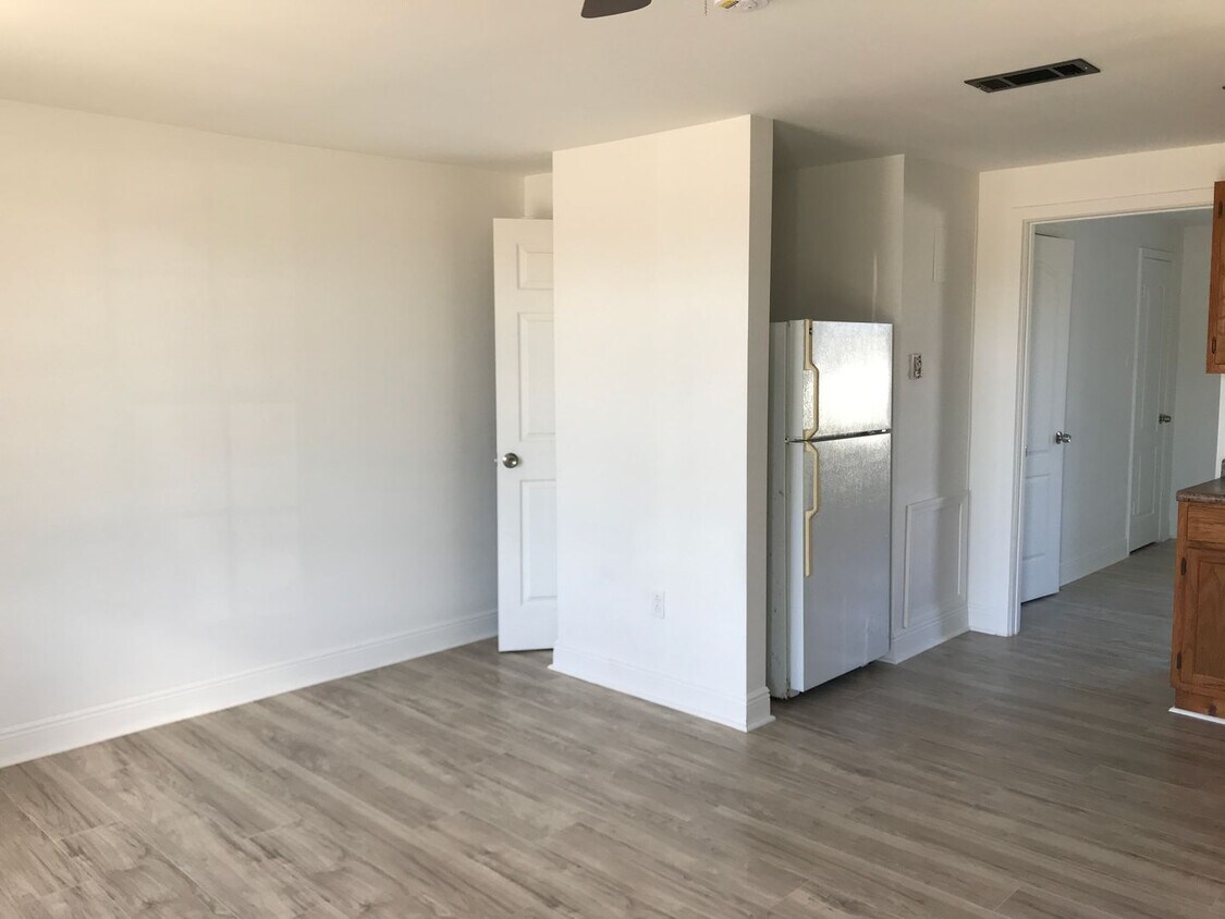 Foto del edificio - 8197 Hwy 71 Apartment #4 - Lecompte (just ...
