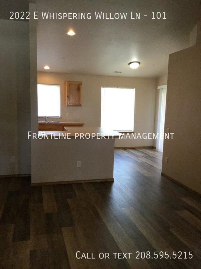 Building Photo - 2022 E Whispering Willow Ln