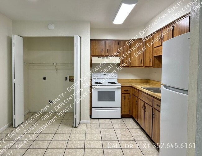 Foto del edificio - 1904 NE 17th Pl