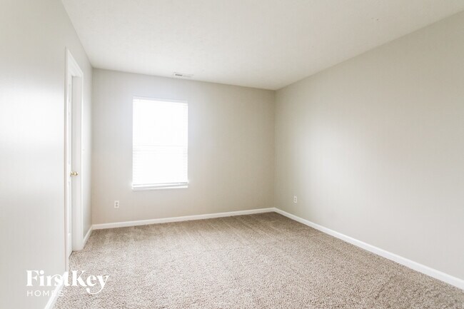 Building Photo - 8051 Little River Ln