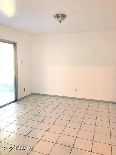 Foto del edificio - 121 Sorority Dr
