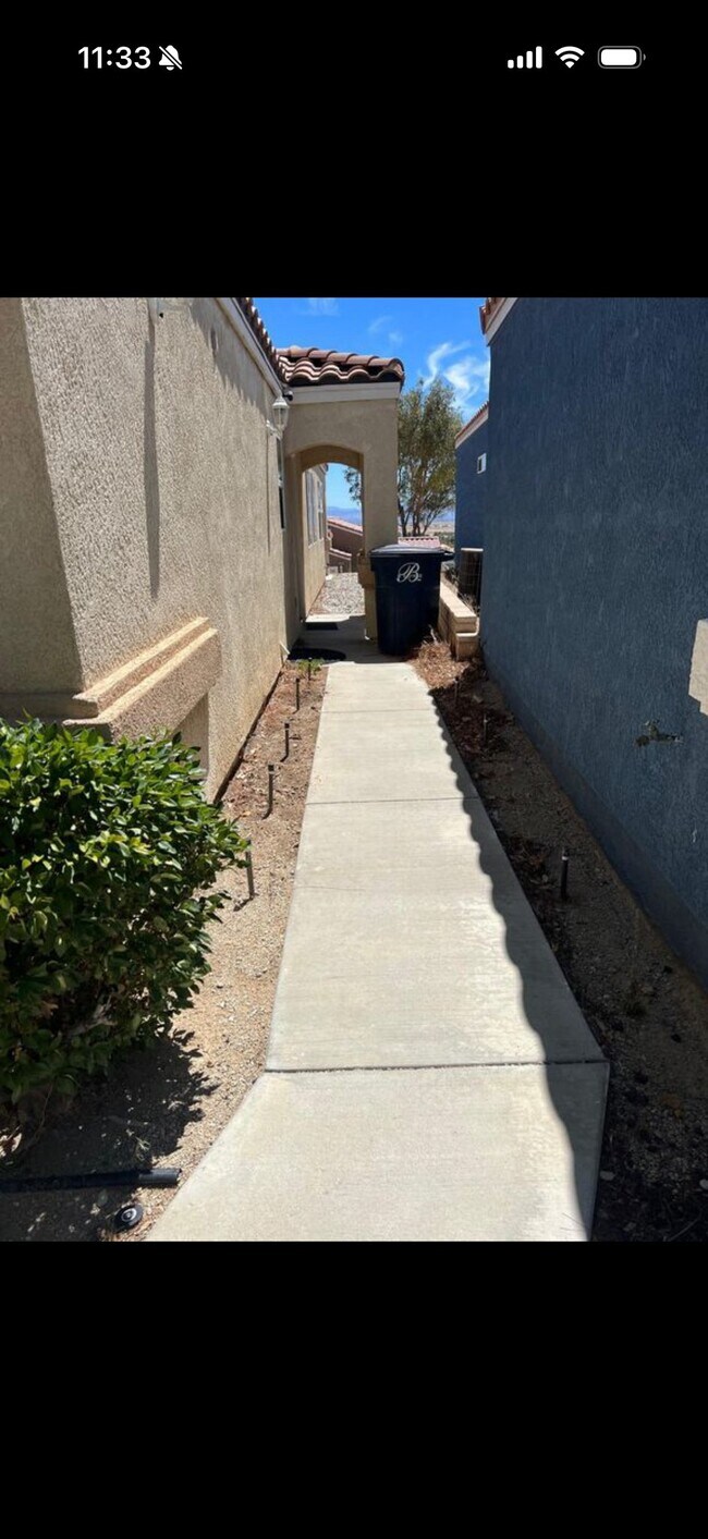 Foto del edificio - 2436 Horizon Dr W