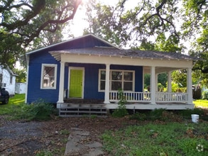 Building Photo - 311 S Pierce St