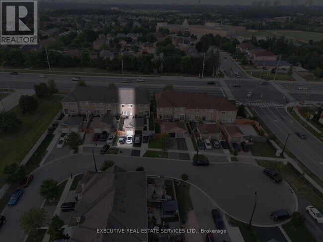 Building Photo - 64 Hatton Ct