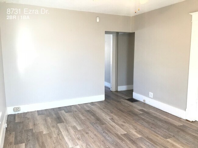 Building Photo - 8731 Ezra Dr