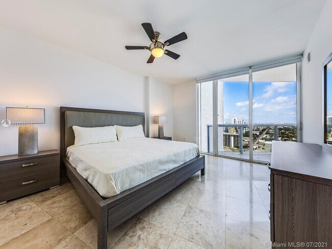 Foto del edificio - 400 Alton Rd