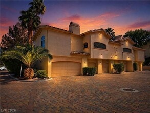 Building Photo - 2050 W Warm Springs Rd