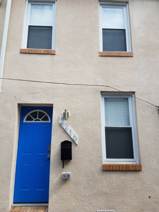 Foto principal - Charming 2Bedroom/1.5Bath Townhome in Uppe...