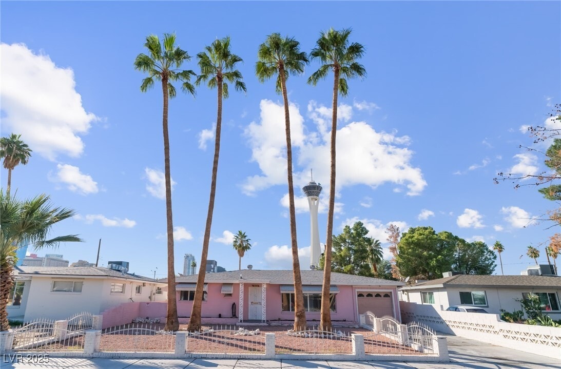 Primary Photo - 2112 S Van Patten Pl